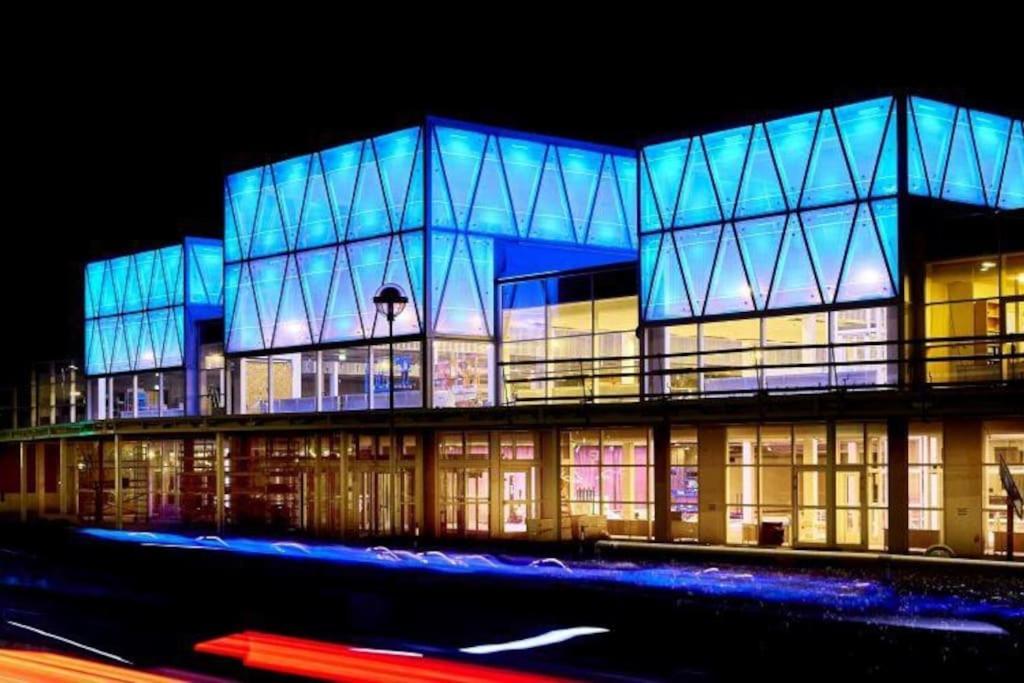 170 M2 Stort Hus Taet Pa Centrum, Mch Og Boxen Herning Kültér fotó